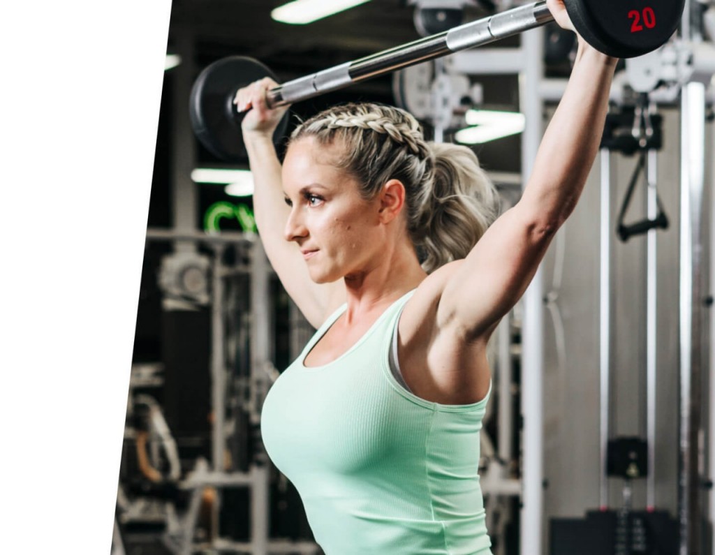 Fitness Girl Lifting Dumbbell In The Morning Stock Photo - Download Image  Now - Gym, Health Club, Exercising - iStock